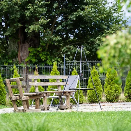 W Lesie Z Balia 아파트 Lipnica (Bytow)